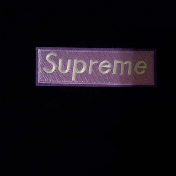 SUPREME t-shirt - Picture 2 of 2